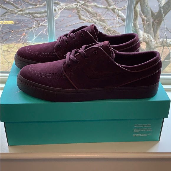 nike janoski burgundy crush